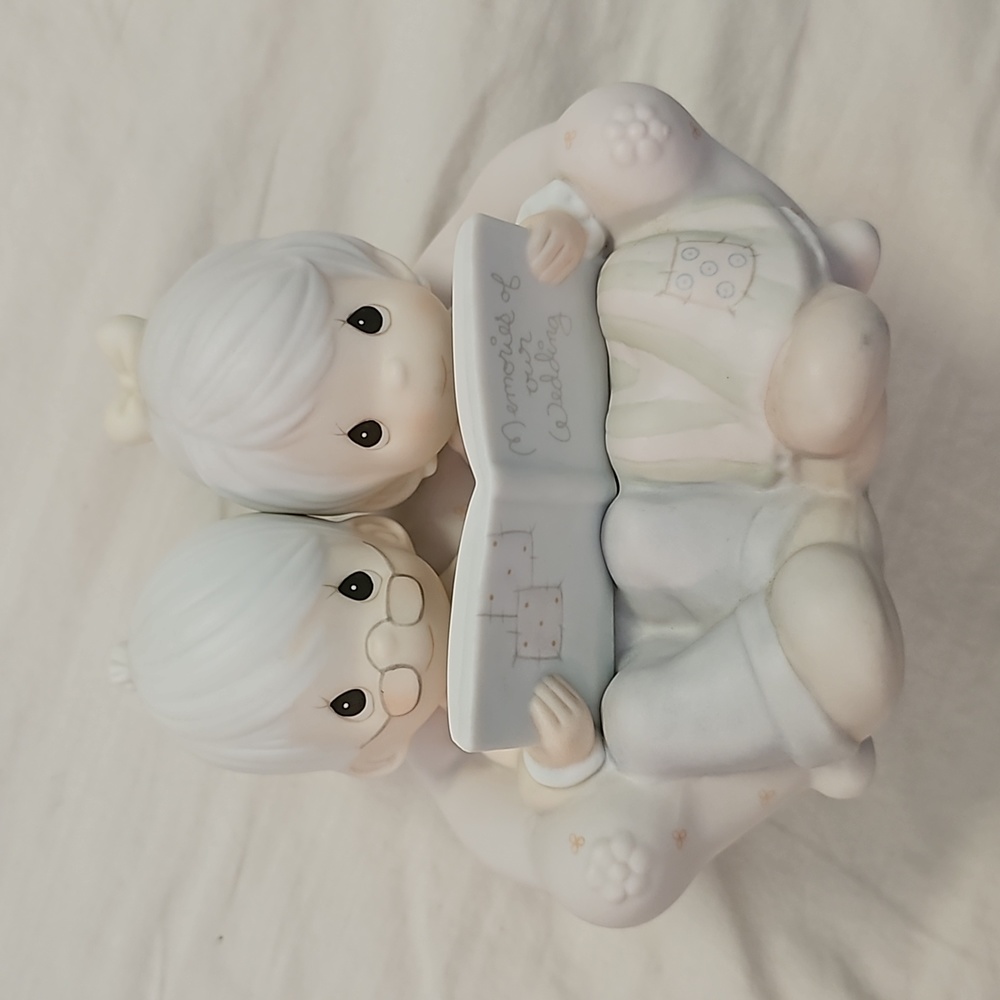 Precious Moments Memories of Our Wedding figurine